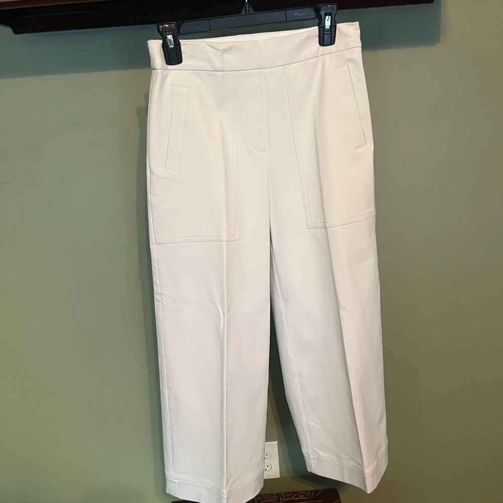 NWOT Spanx wide leg white capri/cropped pants with pockets